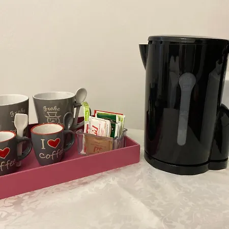 ベッド・アンド・ブレックファスト Marco Aurelio 4*