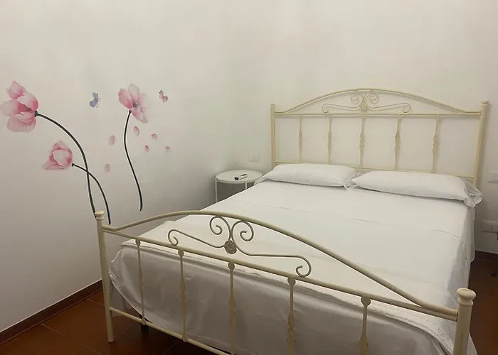 Marco Aurelio 住宿加早餐酒店 Cisano sul Neva